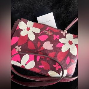 Kate Spade Leather
Jackson Forest Floral
Triple Gusset Crossbody
Bag *NEW*